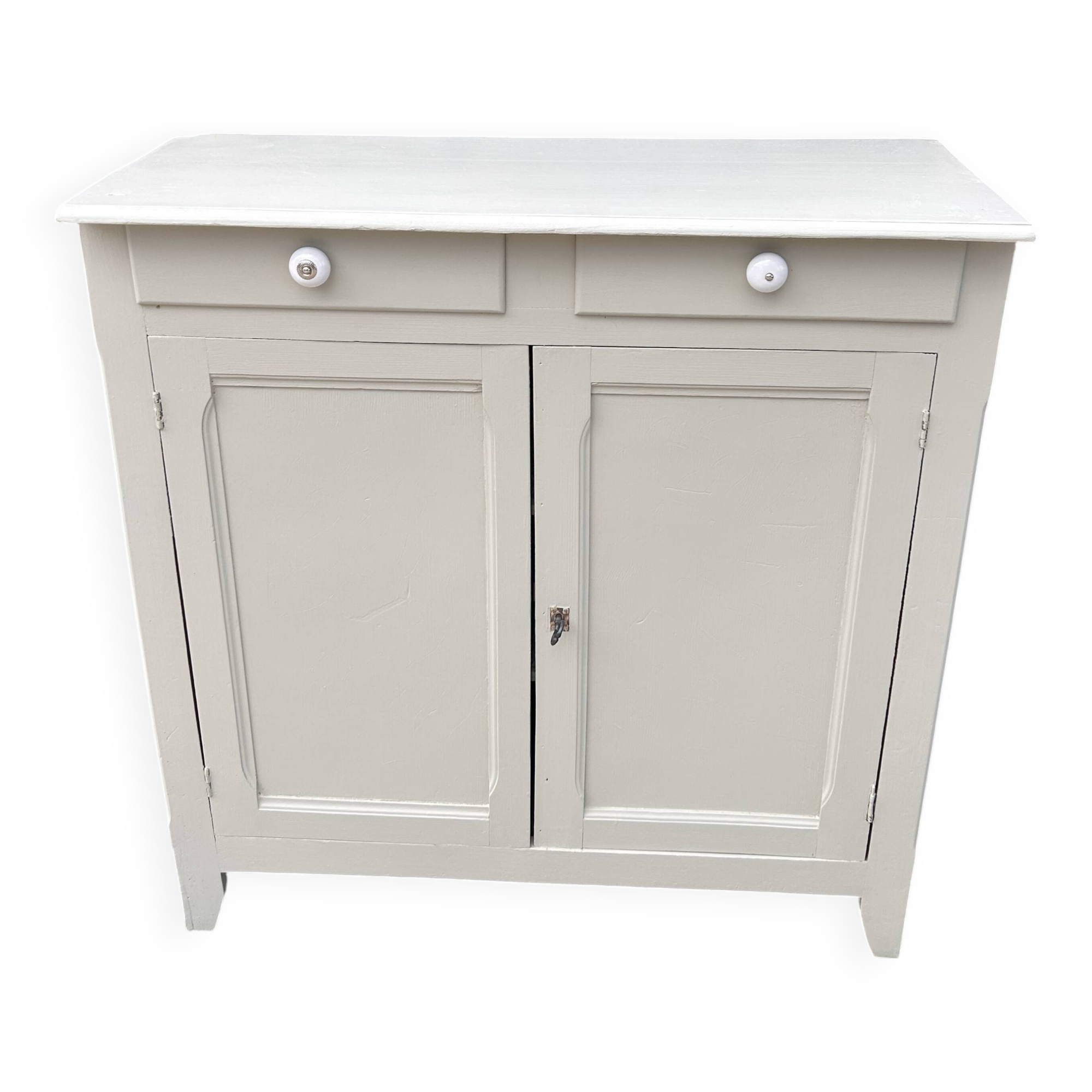 Parisian-style buffet