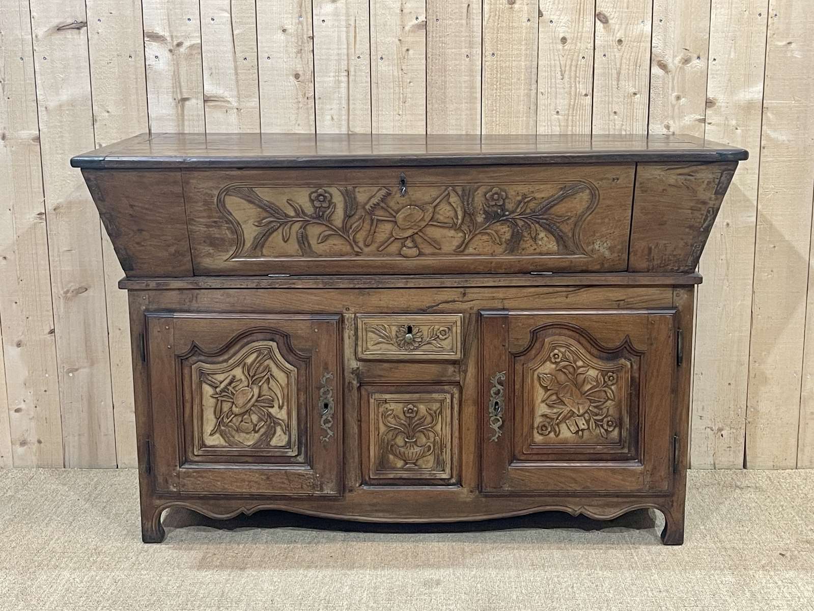 Provençal cherry petrin of the 18th century