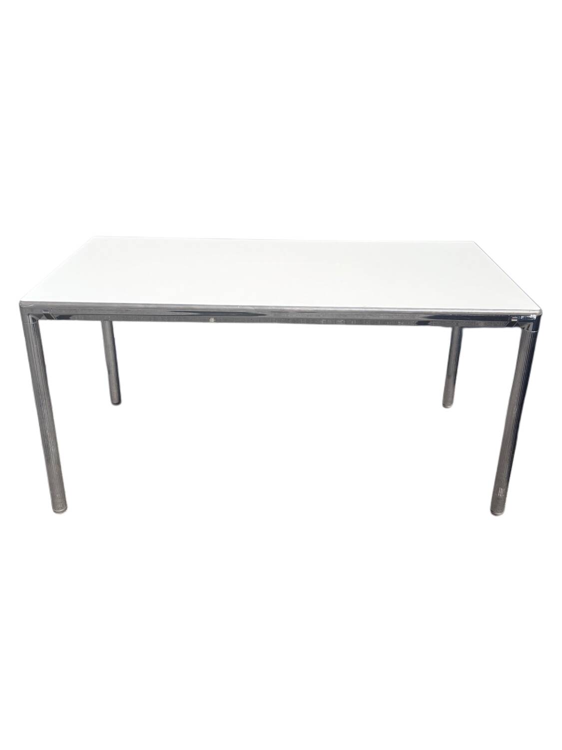 Vintage 1990s table with detachable grooved legs