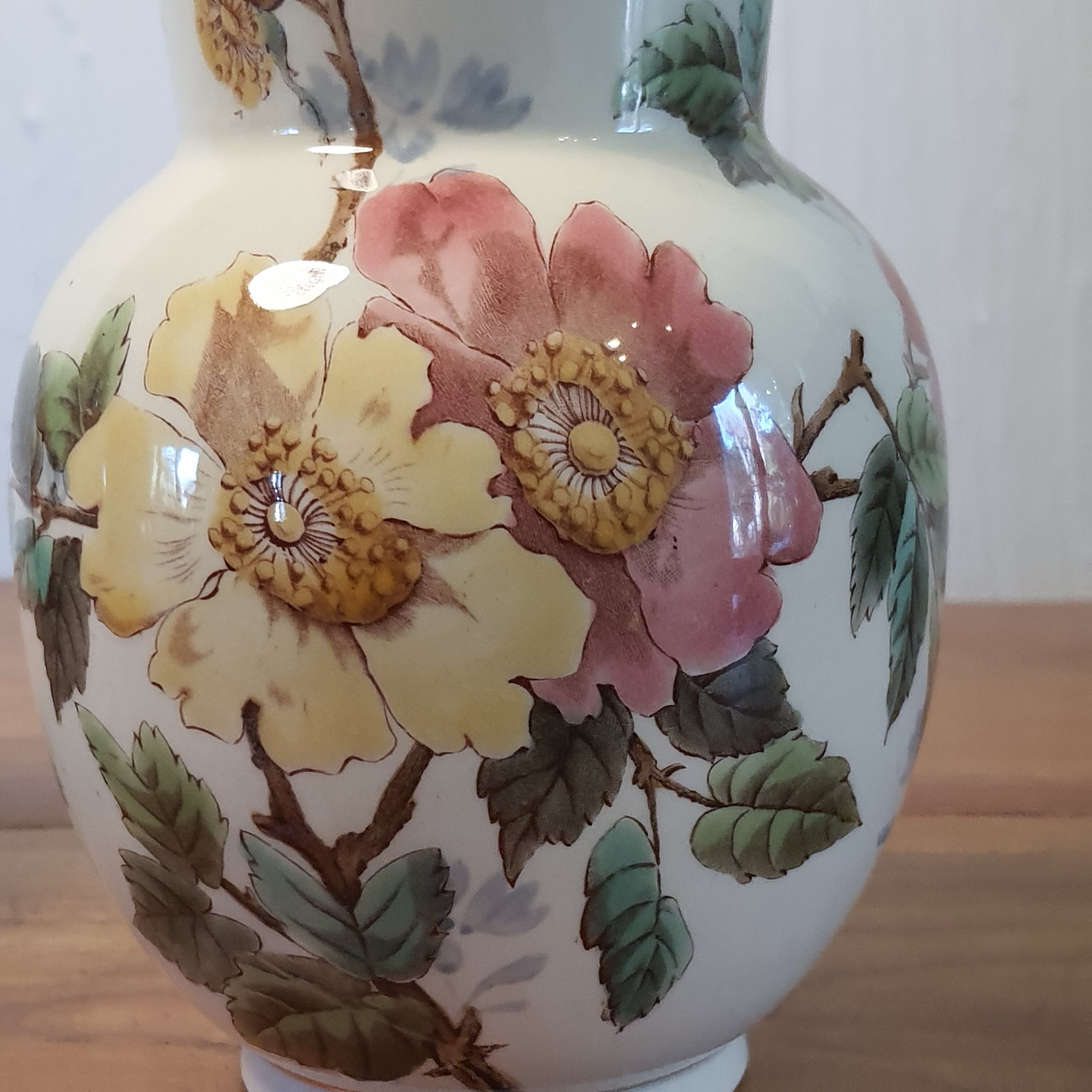 Pair of vases from the 1930s