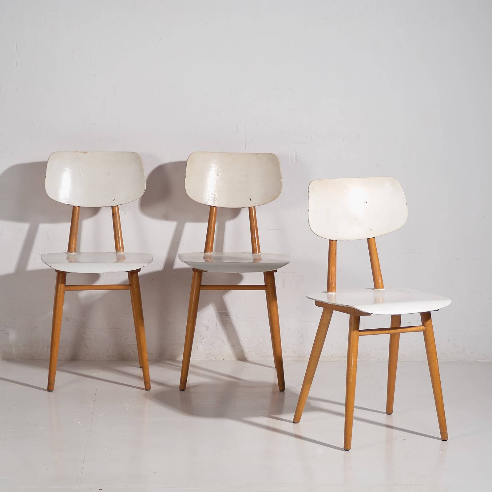 Vintage white chairs (circa 1960). 3-piece set #1