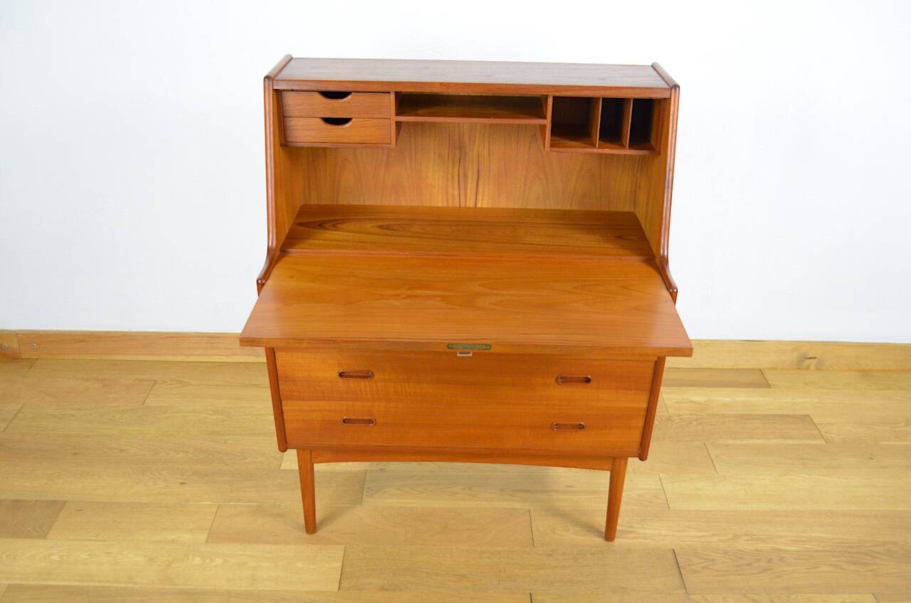 Danish Teak Secretary by Arne Wahl Iversen, Vinde Mobelfabrik Edition 1