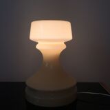 Lampe de table en verre d’échecs beige par Ivan Jakes, années 1960