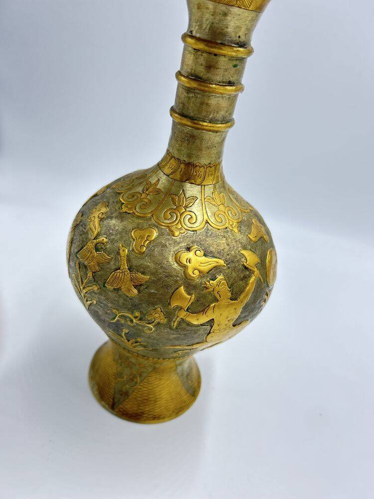 Vase attributed to the Tang dynasty, China, gold and silver