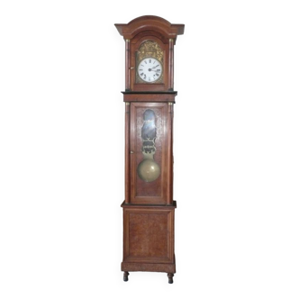 Ampire-style parquet clock