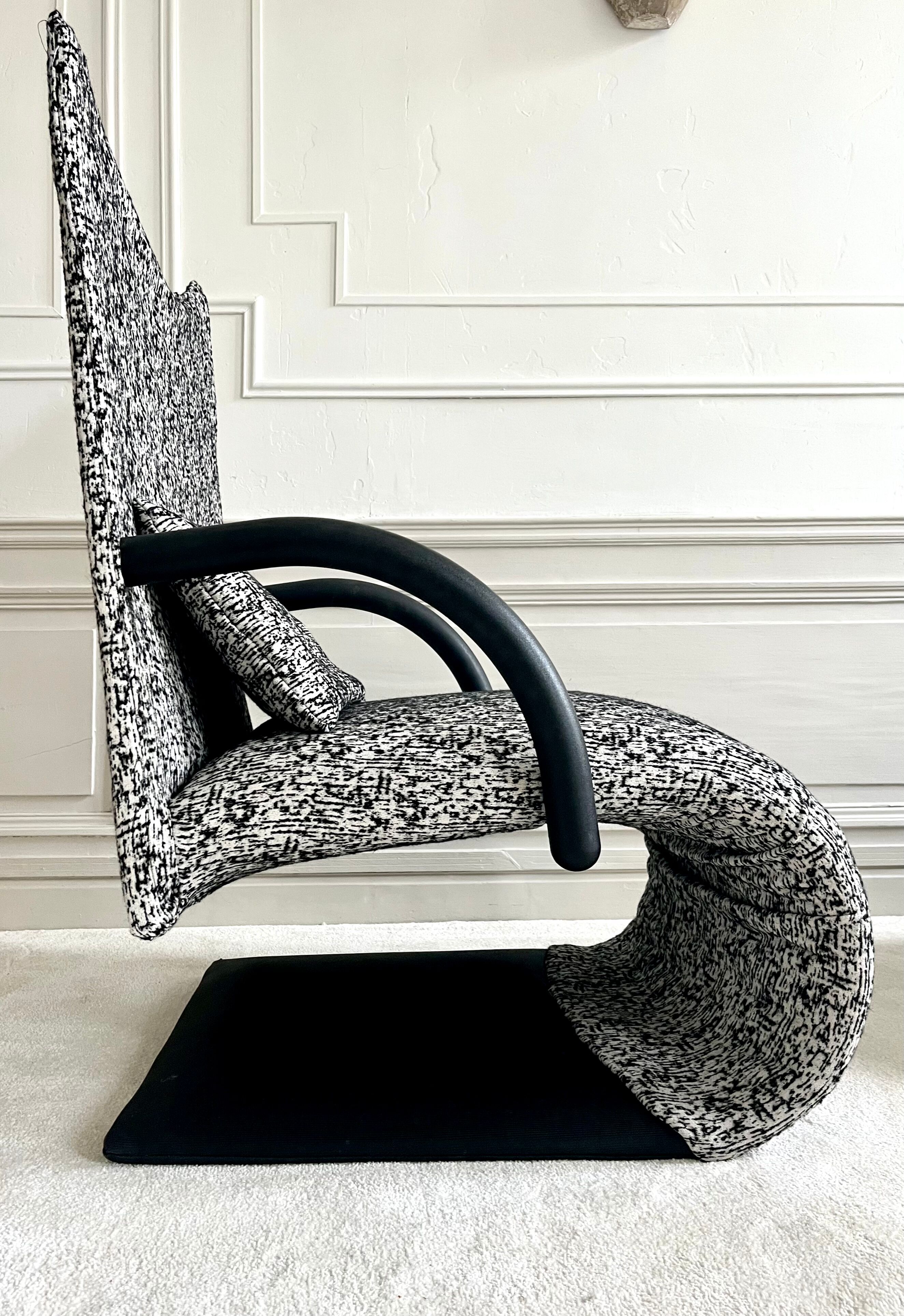 Armchair set and footrest vintage design line Roset Zen