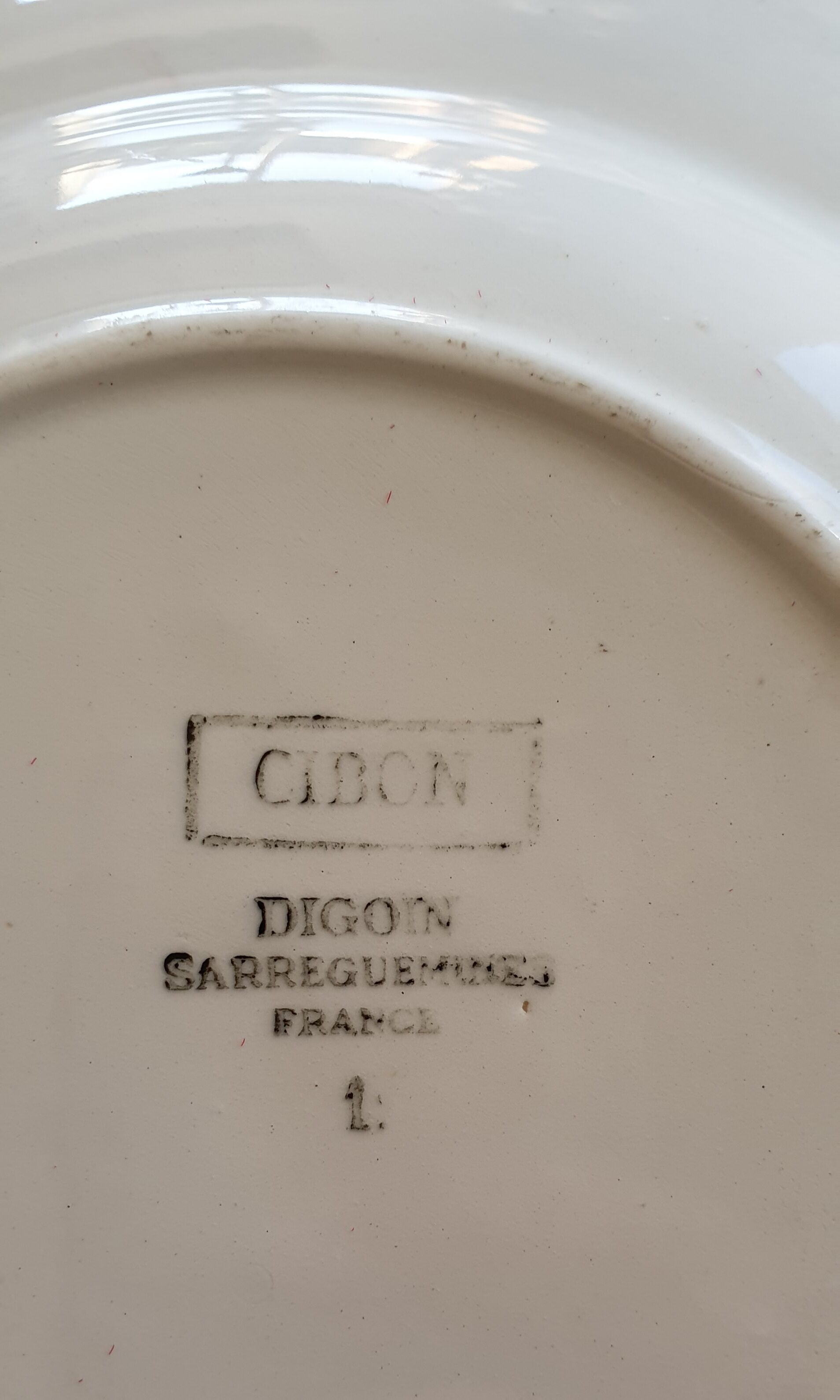 Plate Digoin Sarreguemines