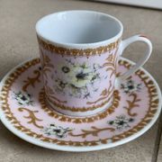 Cups
