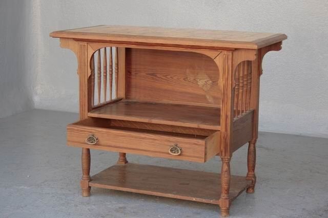 Serving art style new era 1900