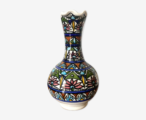 Vase en céramique peinte à la main
