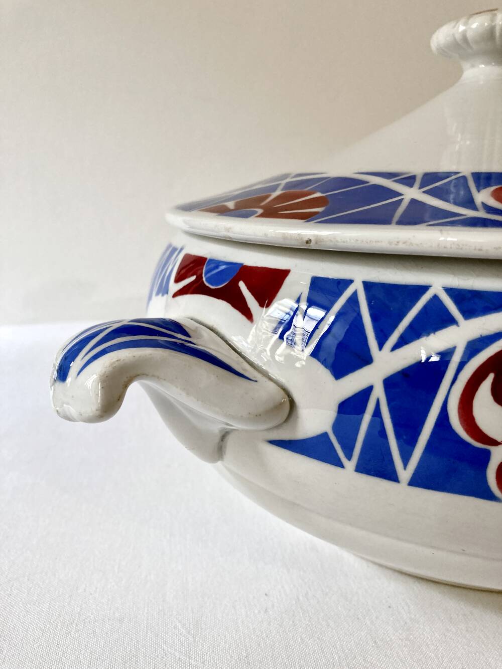 Soup tureen, Sarreguemines, Robinson model