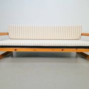 Scandinavian Modern Pine Daybed, 1970s