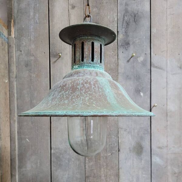 Lampe suspendue rustique en cuivre pour grange