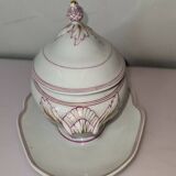 Saucière en porcelaine