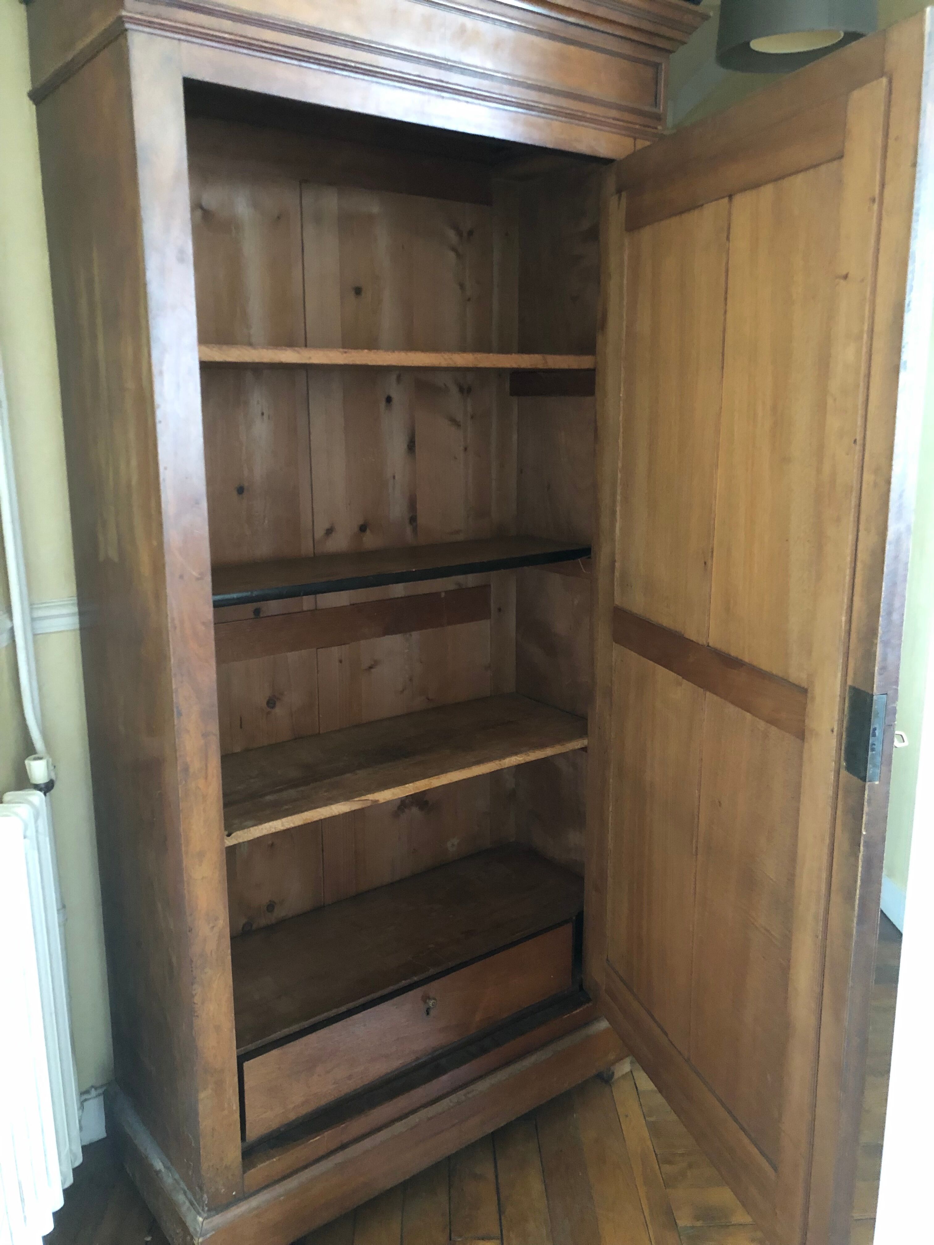 Armoire