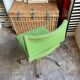 Chaise de bureau en tissu vert et métal chromé