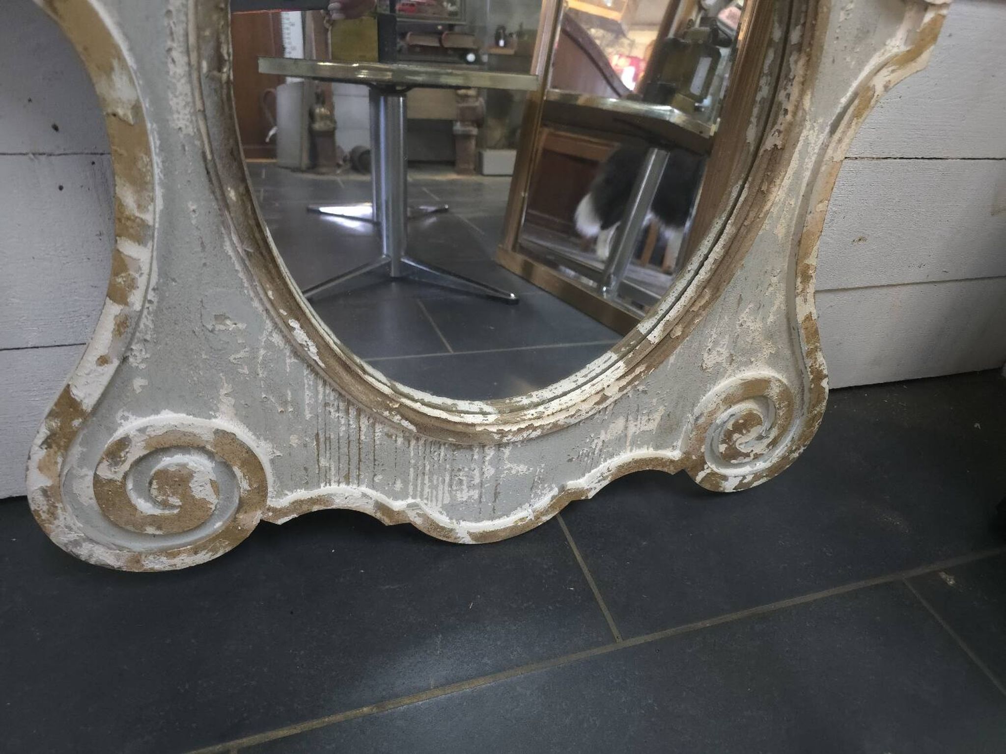 Miroir œil de boeuf en bois patiné