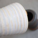 Set of 2 vintage vases - ribbed ceramic
