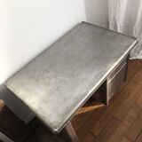 Roneo desk