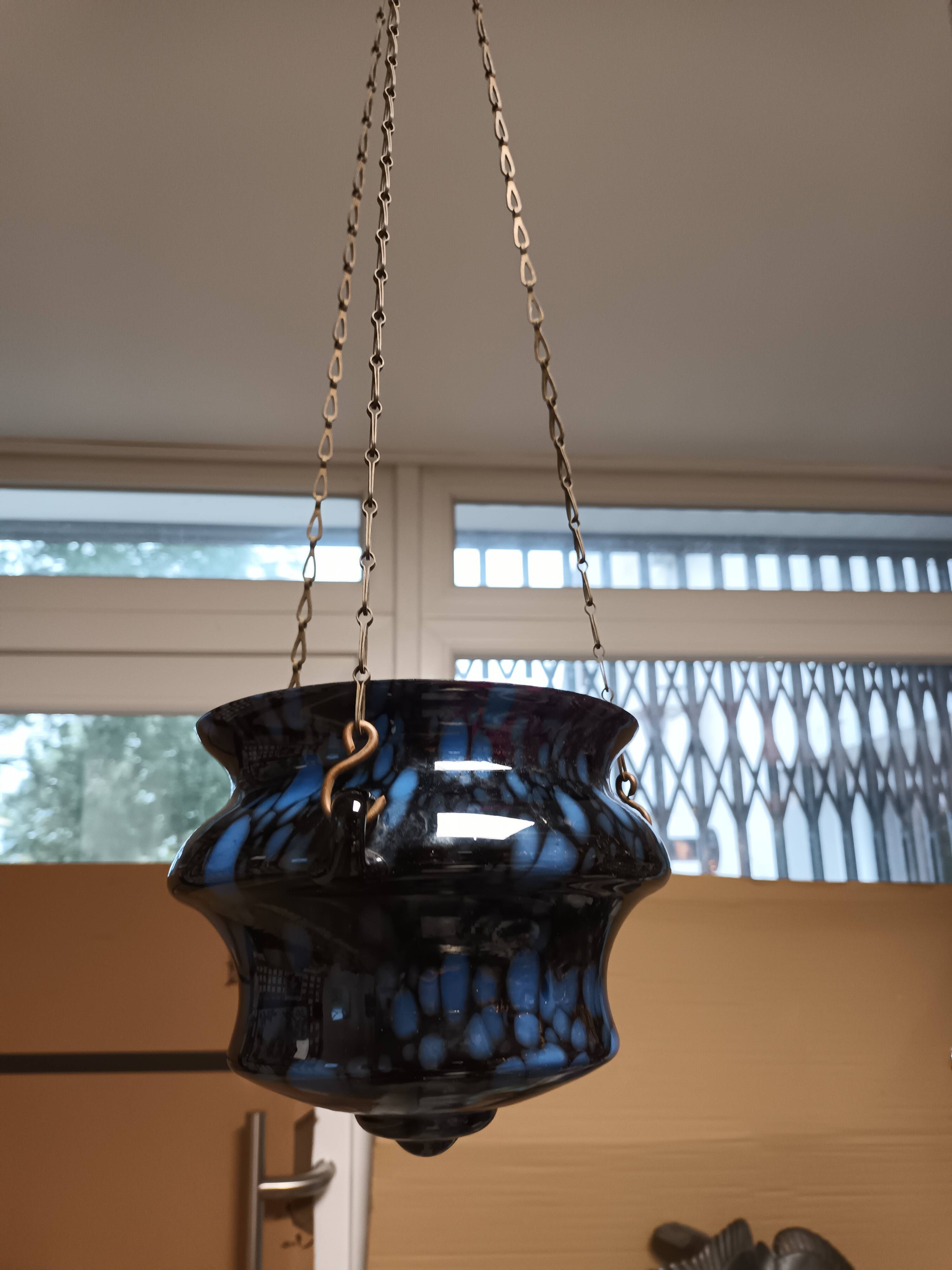 Hanging pot cover