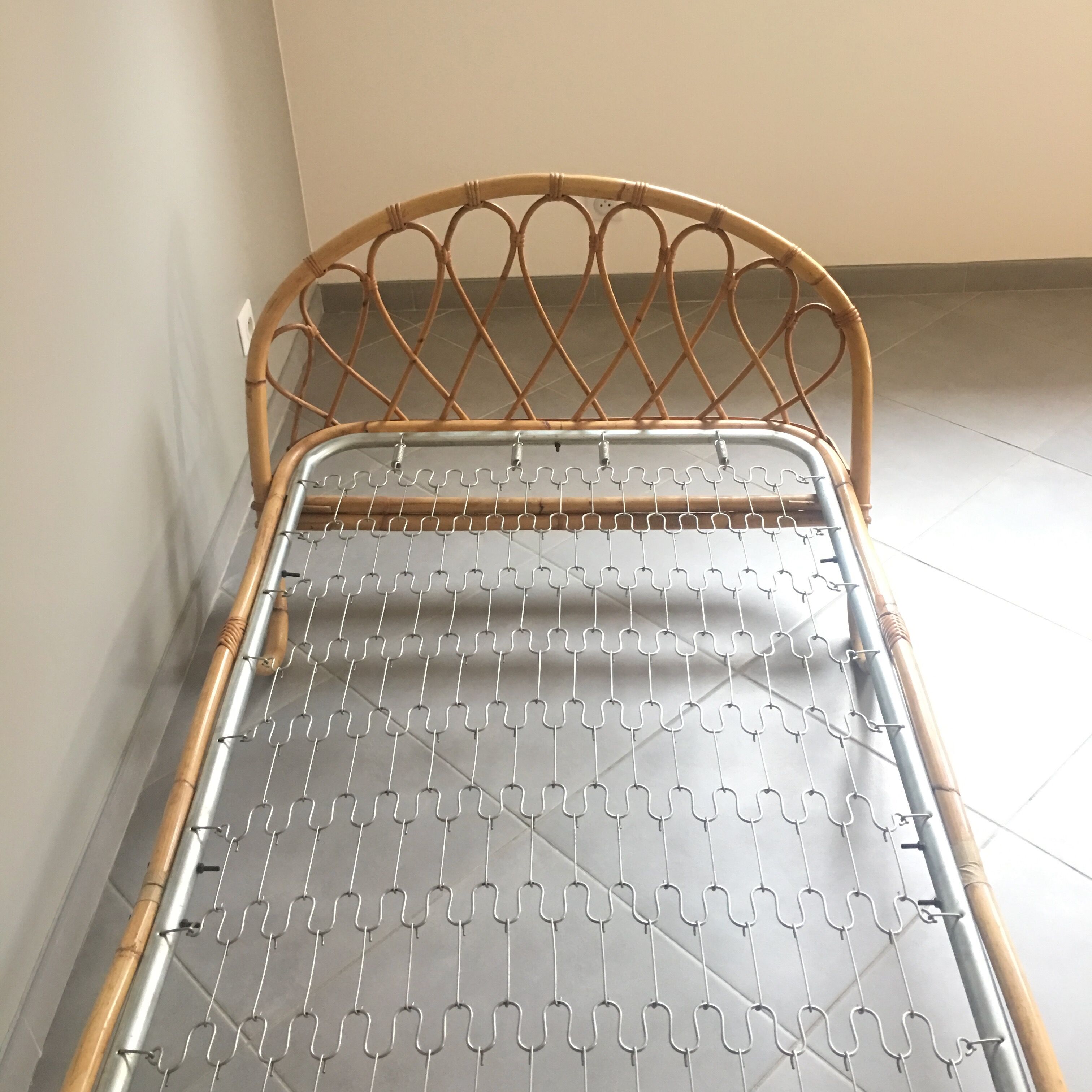 Vintage  rattan bed