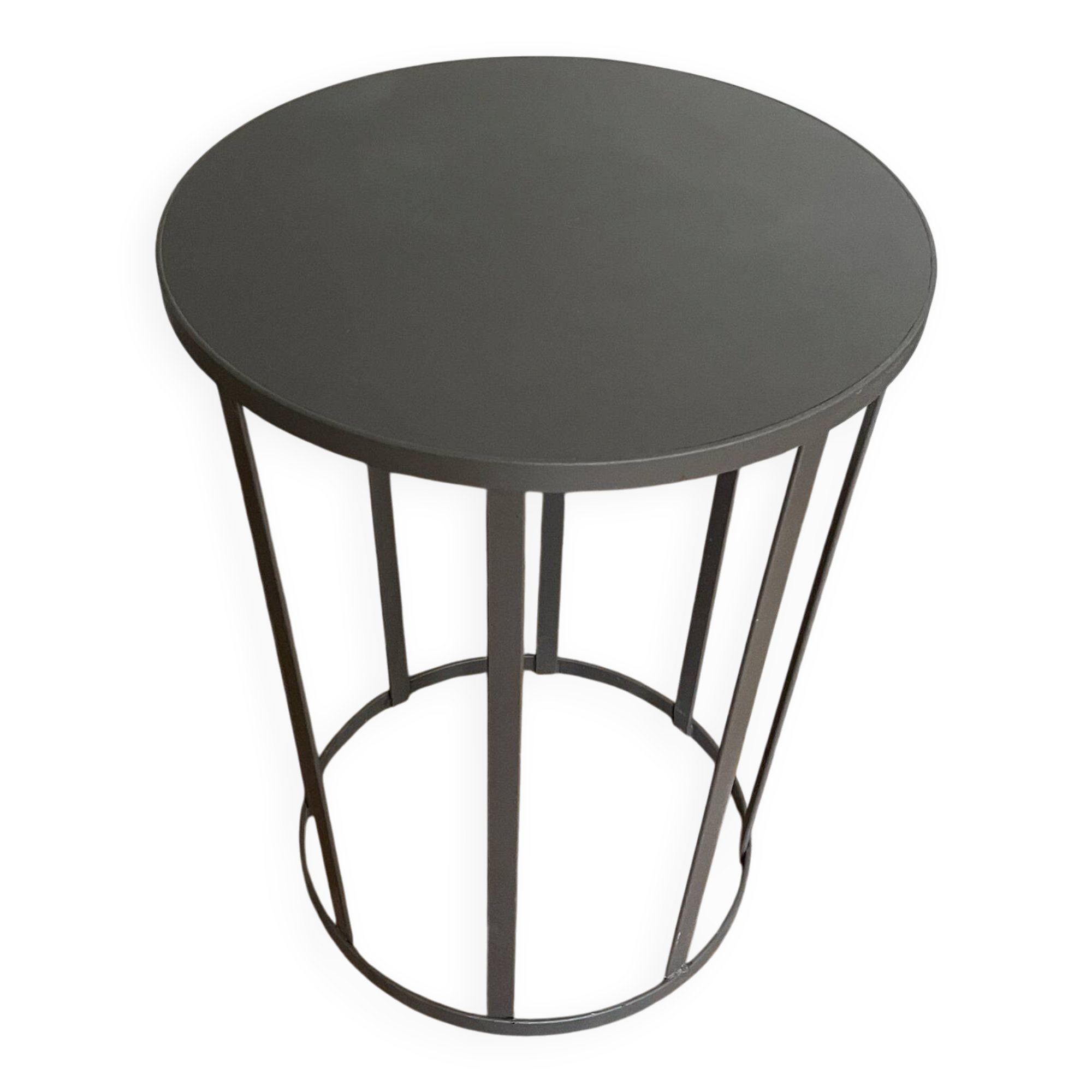 Side table by Petite Friture signed by Aïssa Logerot and Amandine Chhor.