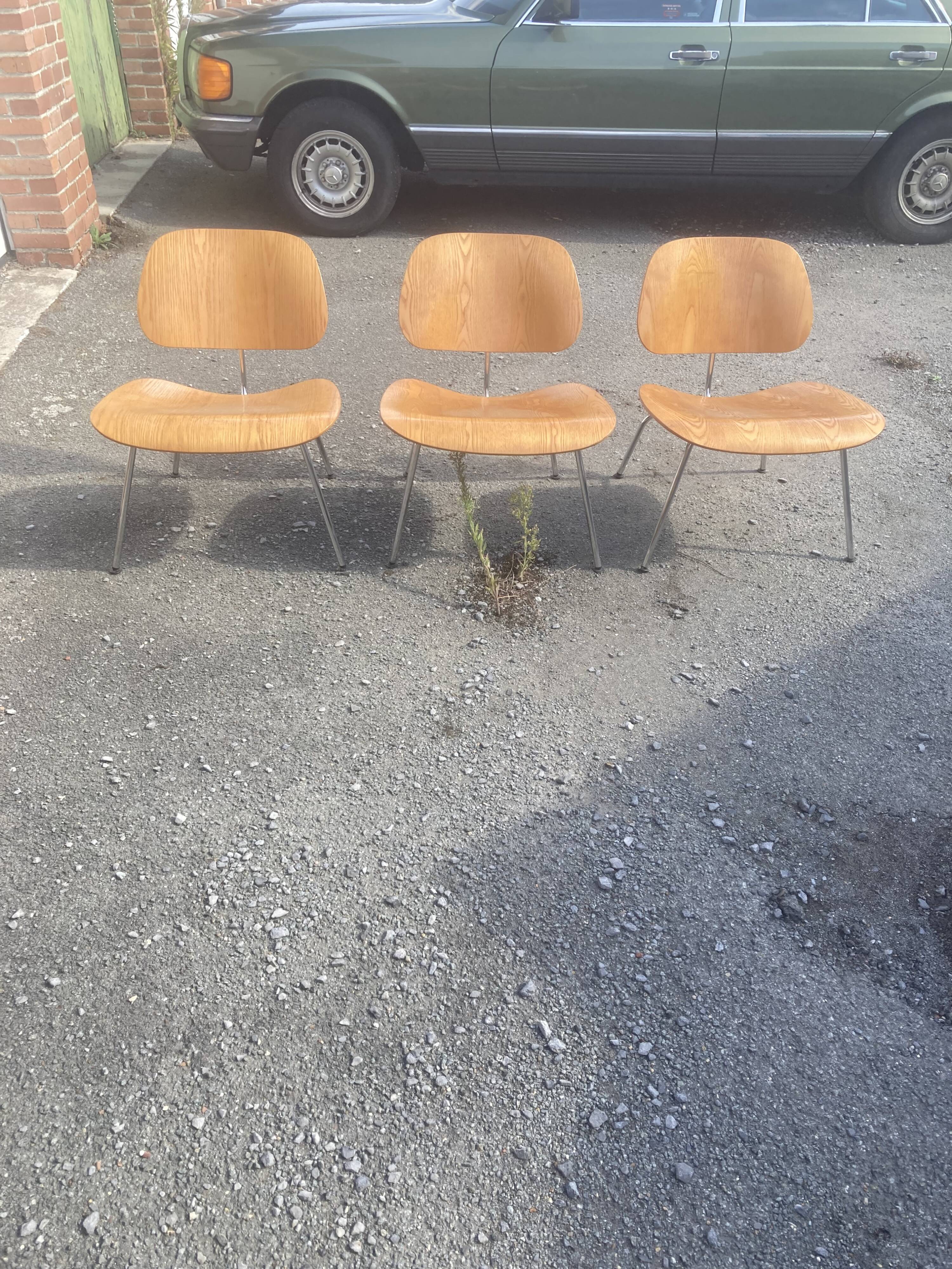 Chaises Charles Eames
