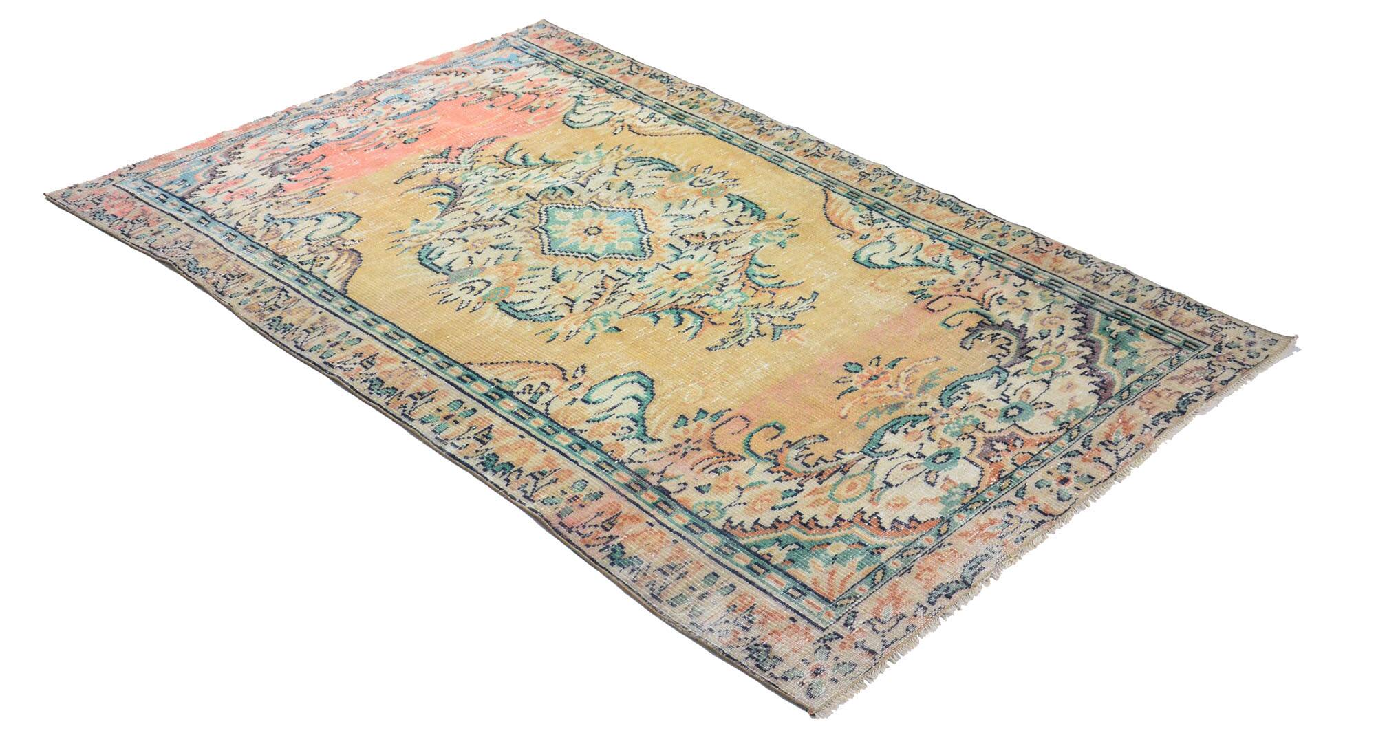 Tapis turc anatolien vintage