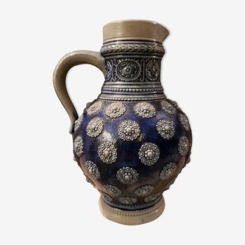 Pitcher in blue sandstone from Alsace