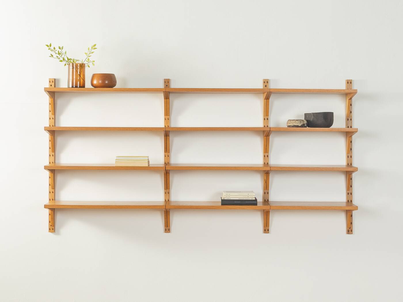 60s wall shelf