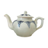 Old Saint Uze teapot