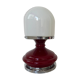 Lampe de table en plastique rouge