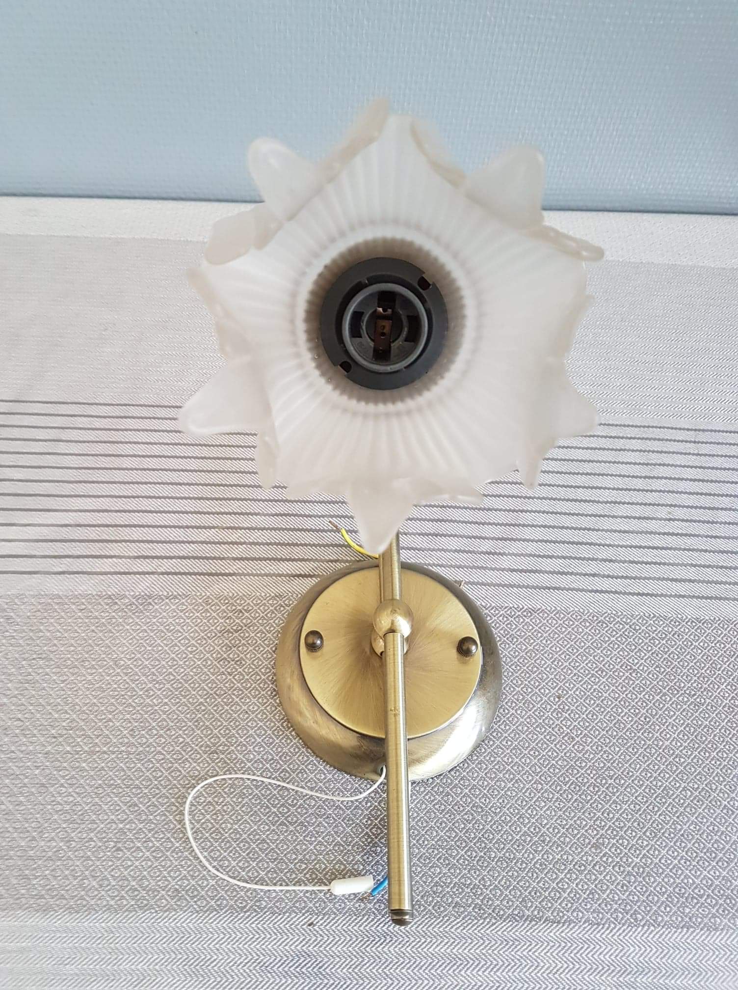 Applique fleur en verre et métal doré vintage