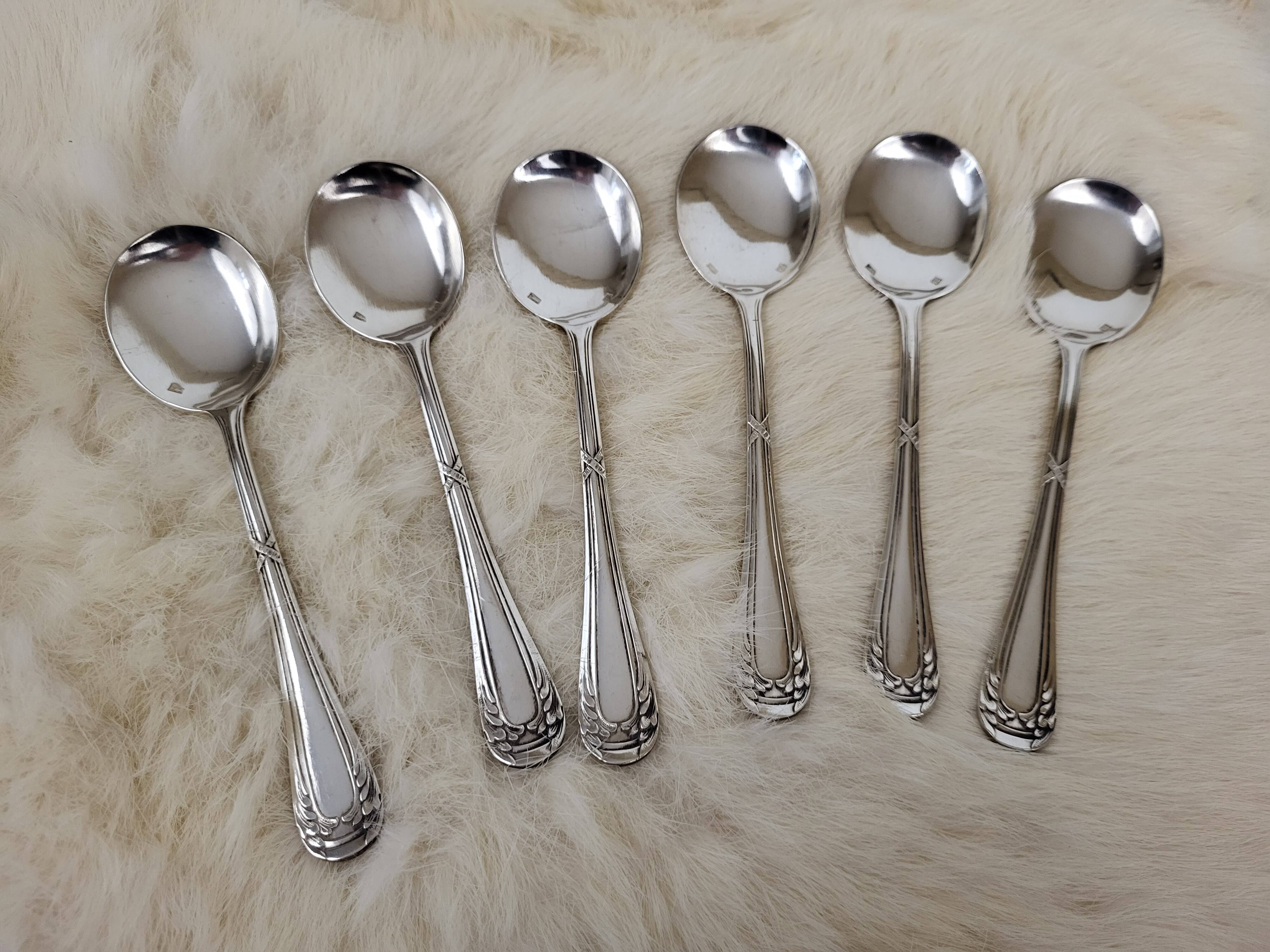 6 silver-plated metal spoons