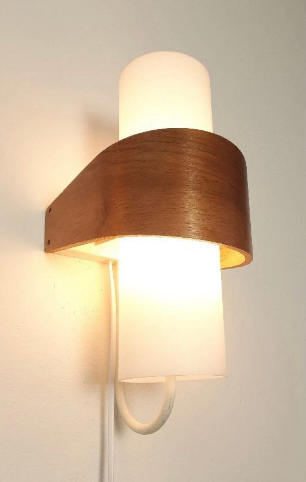 Louis Kalff wall lamp for Philips from the 1950s.