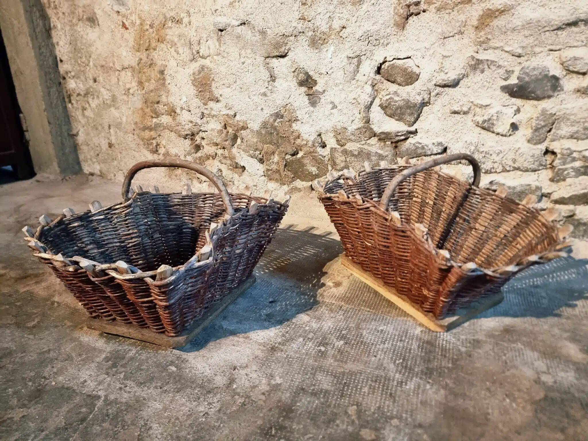 Pair of early 20th century French wicker grape harvest baskets – Rustic vineyard set