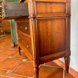 Commode de style Louis XVI