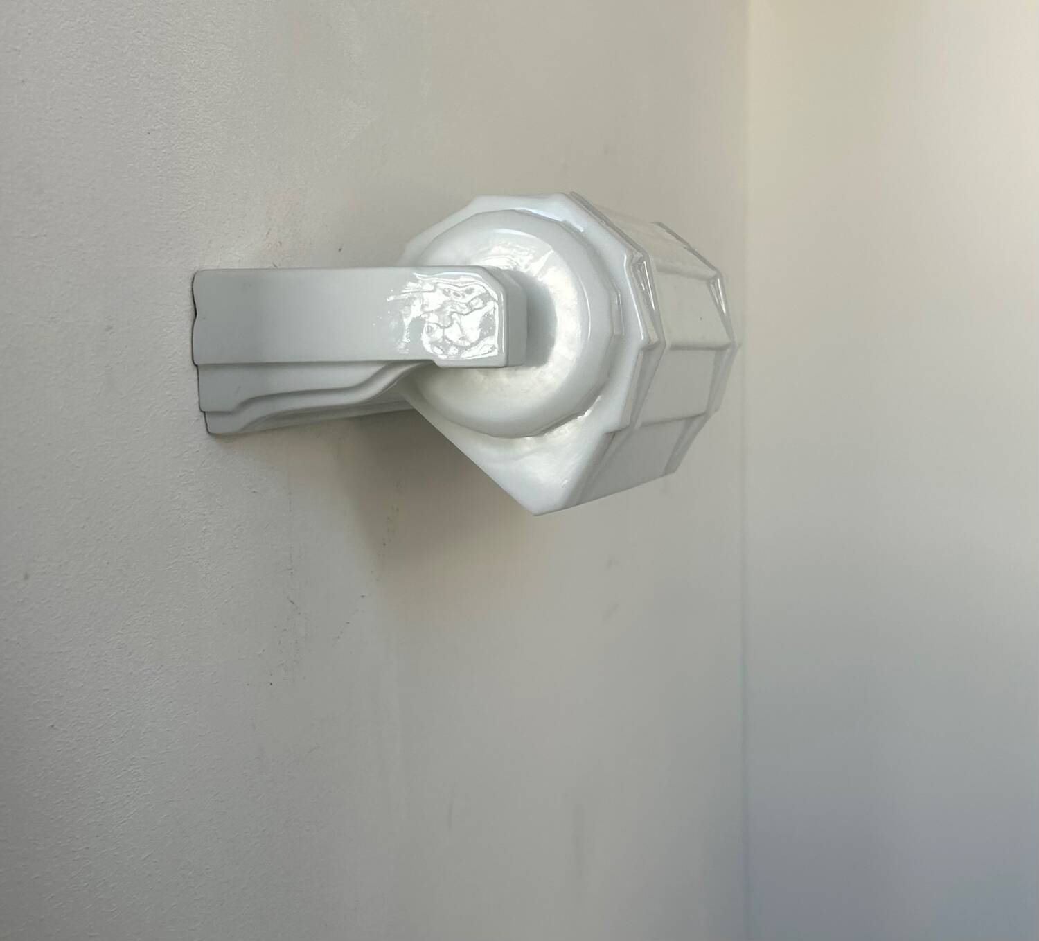 Vintage modernist wall sconce, porcelain and opaline glass, France 1930