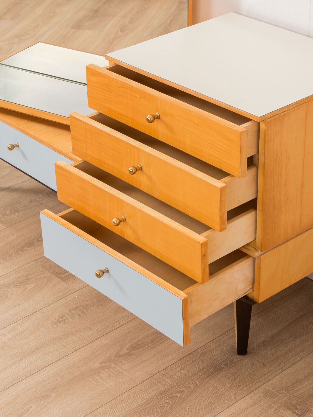 Dressing table from the 1960s