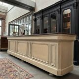 Huge store counter at the beginning of the 20th century