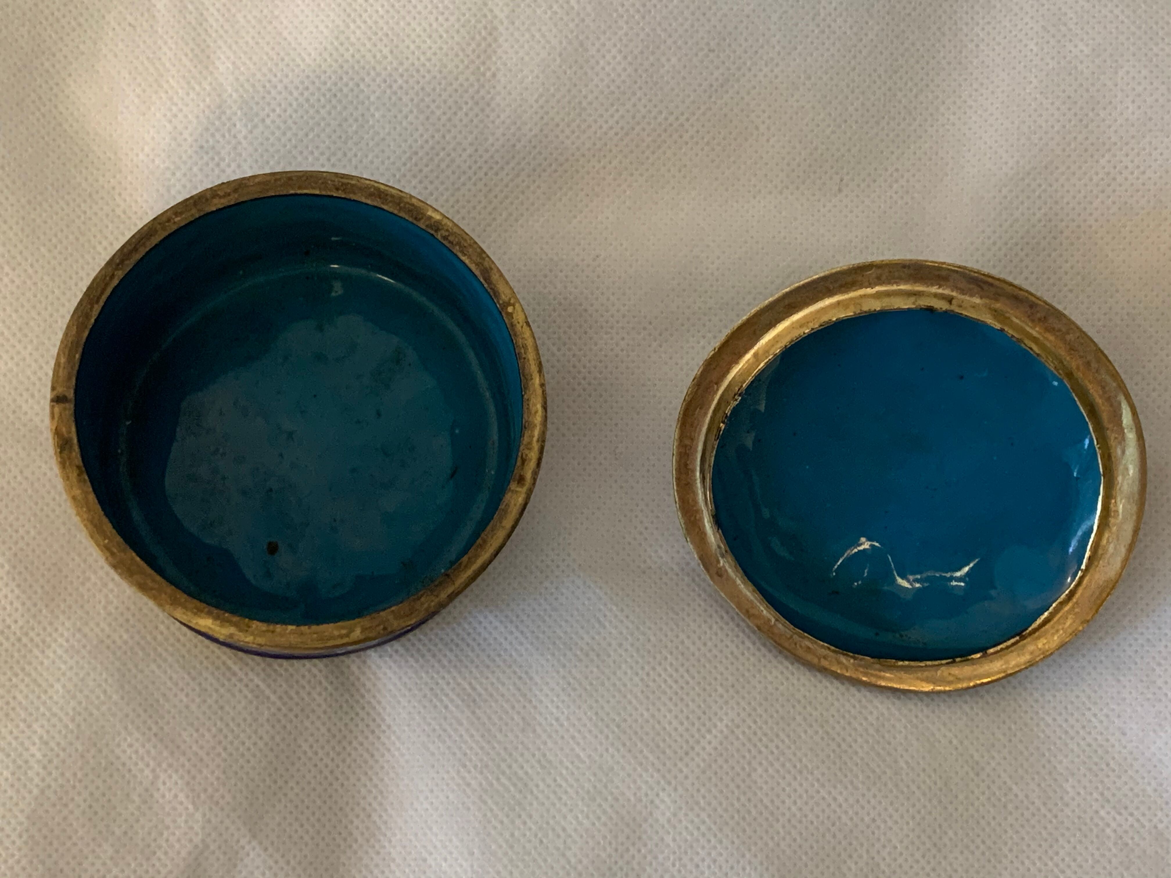 Asian enamels partitioned box