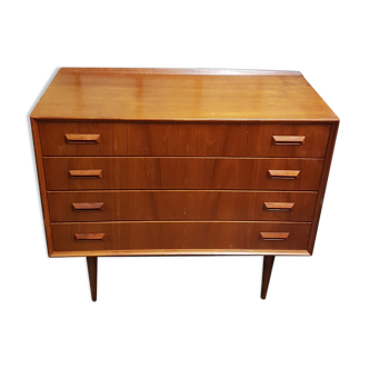 Scandinavian dresser