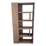 Expandable bookcase from the brand "Made"