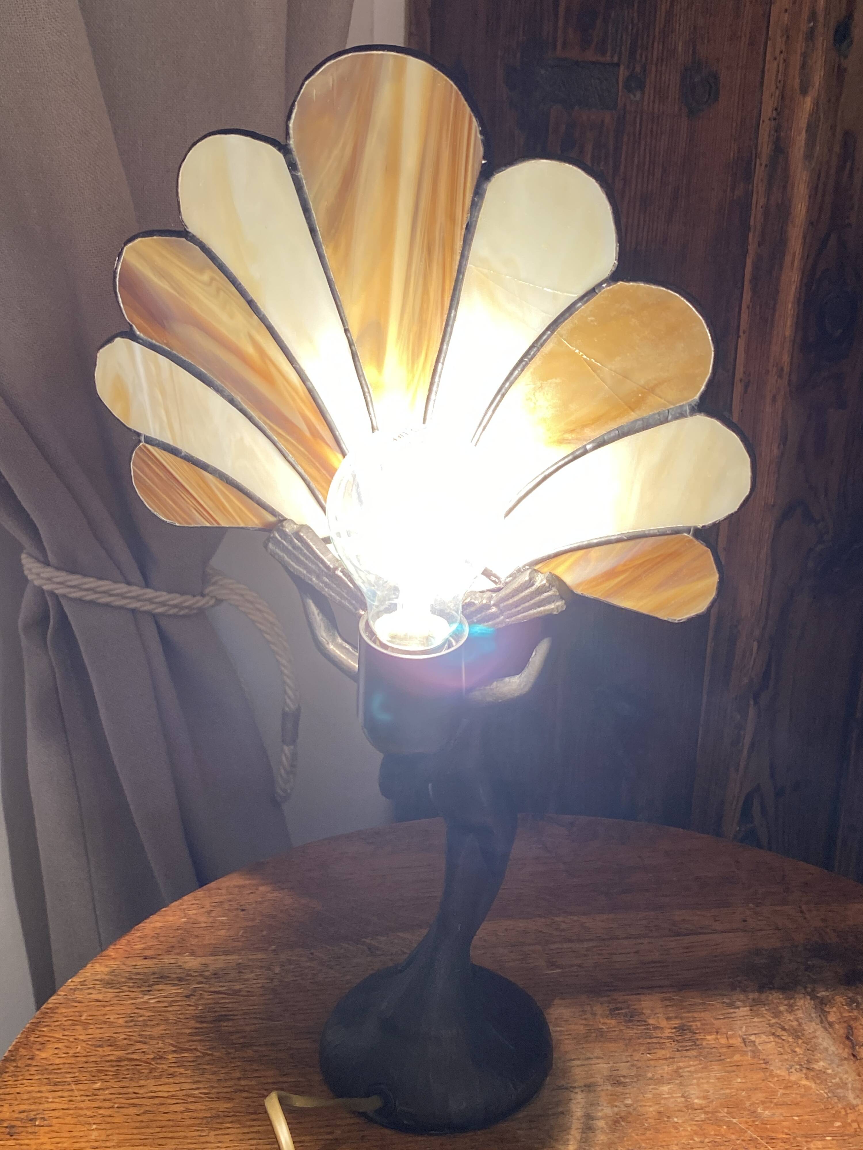 Glass fan lamp