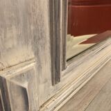Mirror with half-moon table support