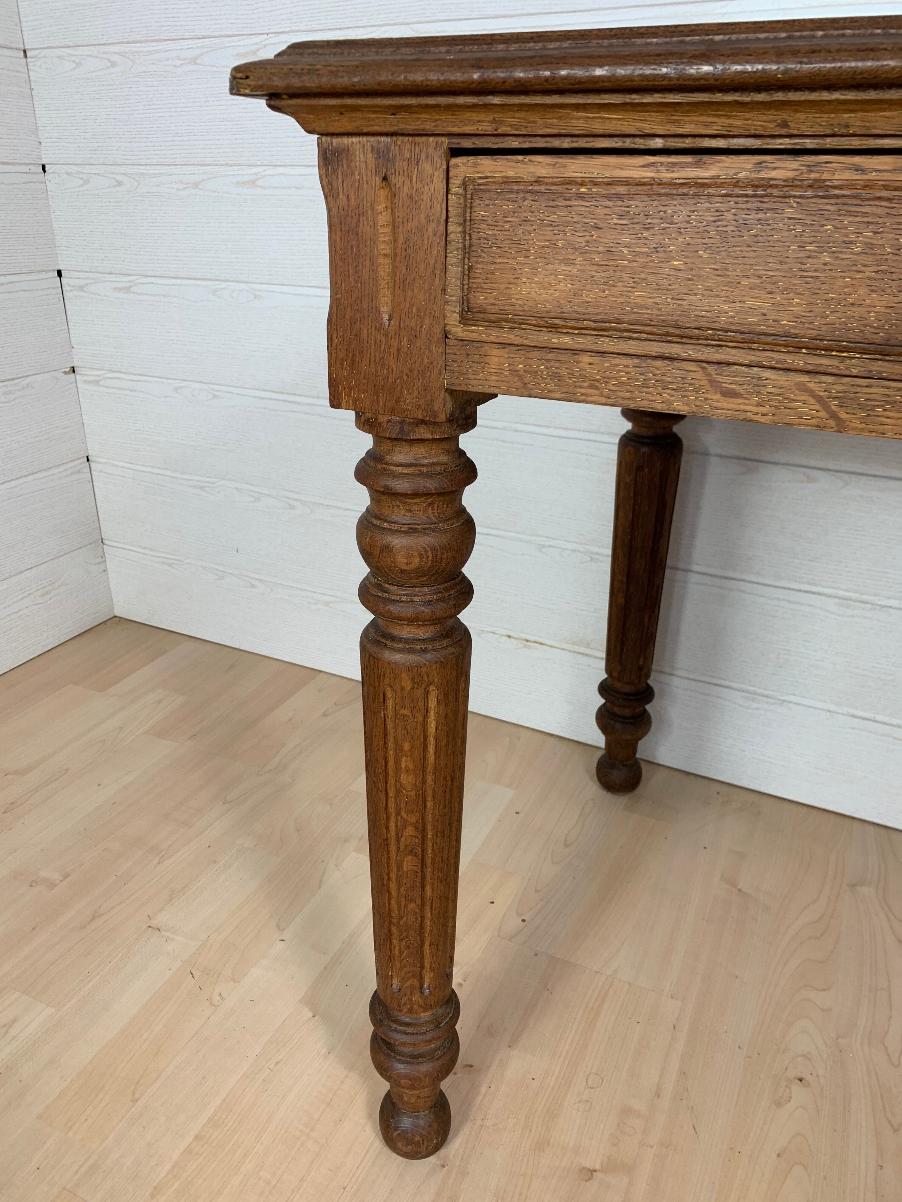 Table de ferme bureau style Louis Philippe en chêne