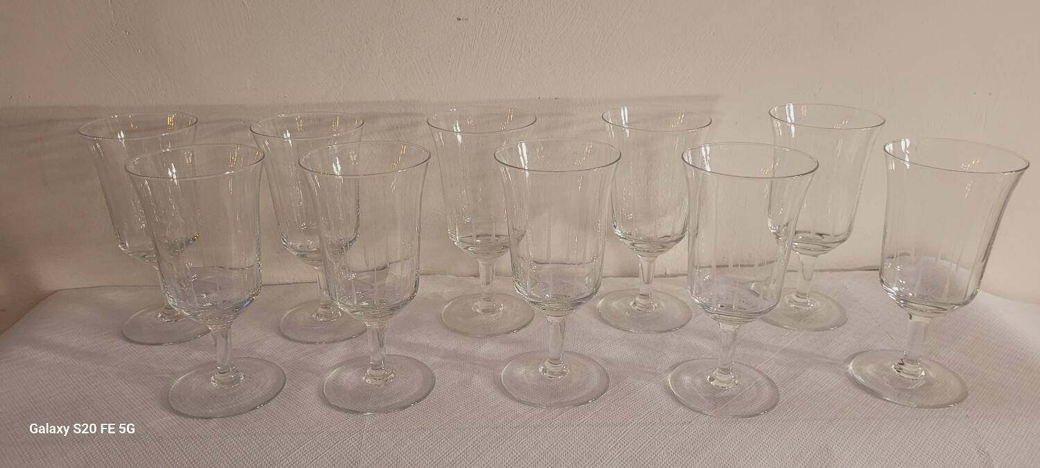 10 60's stemmed glasses