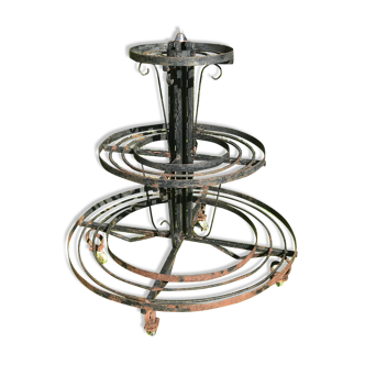 Ironworks plant holder