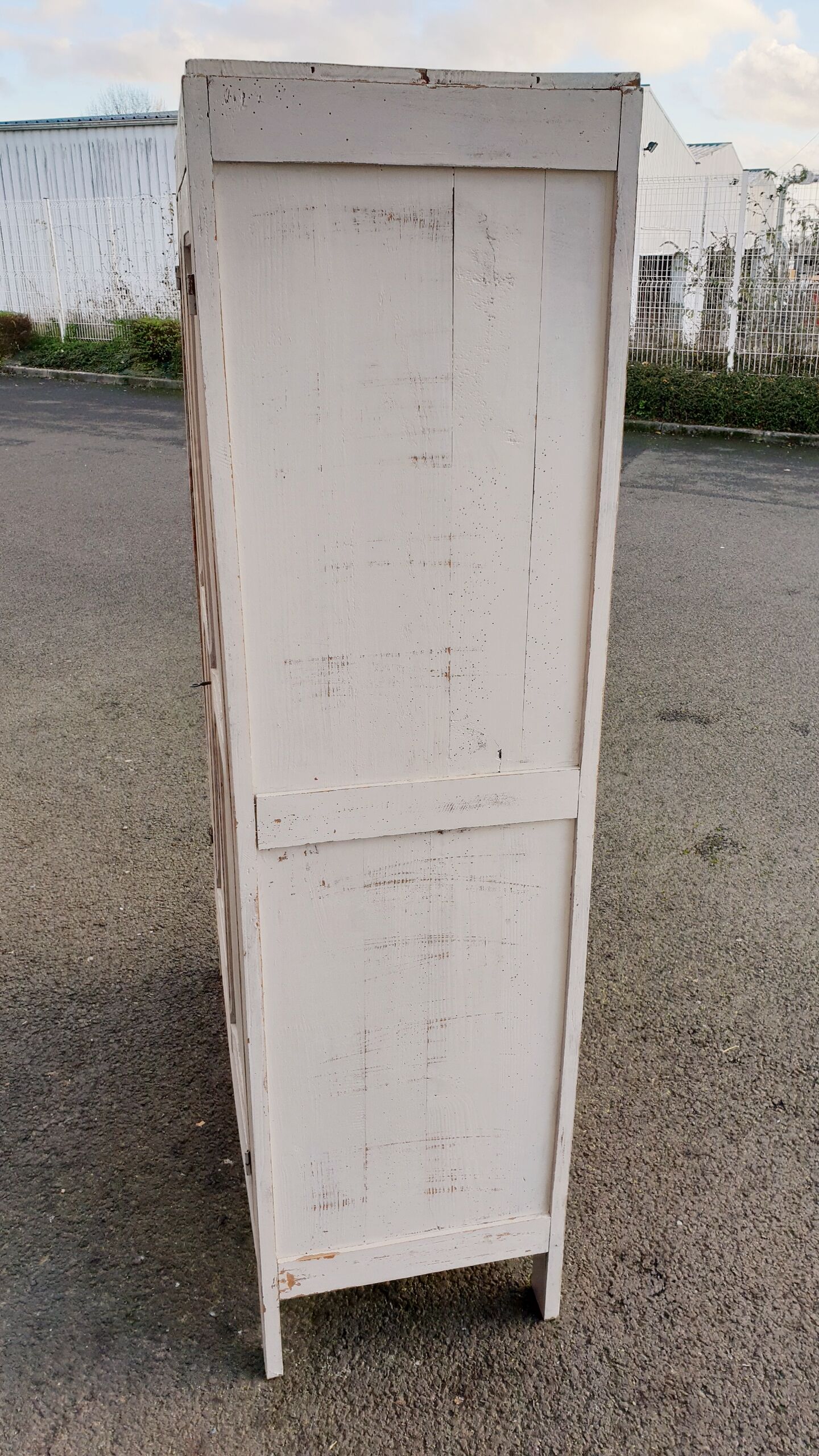 Vintage 60s wardrobe