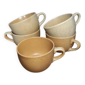 Set of 5 pretty vintage stoneware mugs